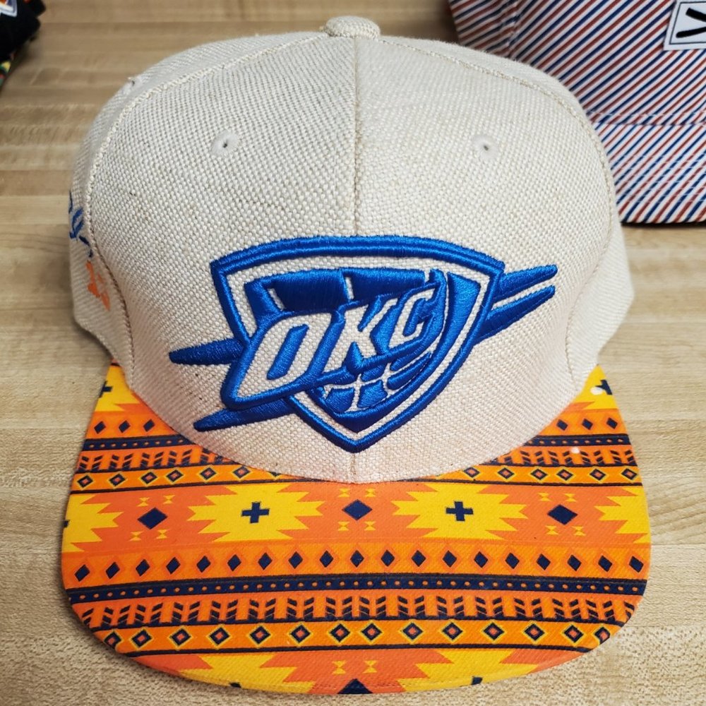 Men's Hemp Thunder Strap back hat  like new
